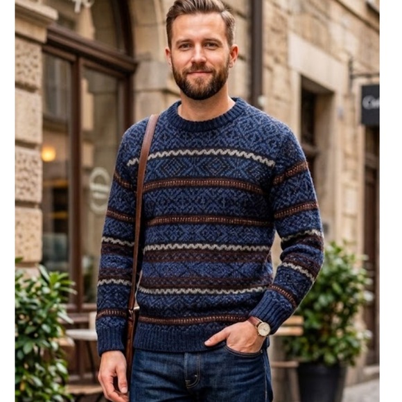 Enzo Lorenzo Other - Navy & Brown Patterned Crewneck Sweater